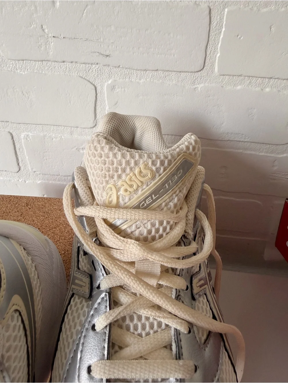 Asics 1130 Cream and Silver Athletic Sneakers, 8.5W, 40